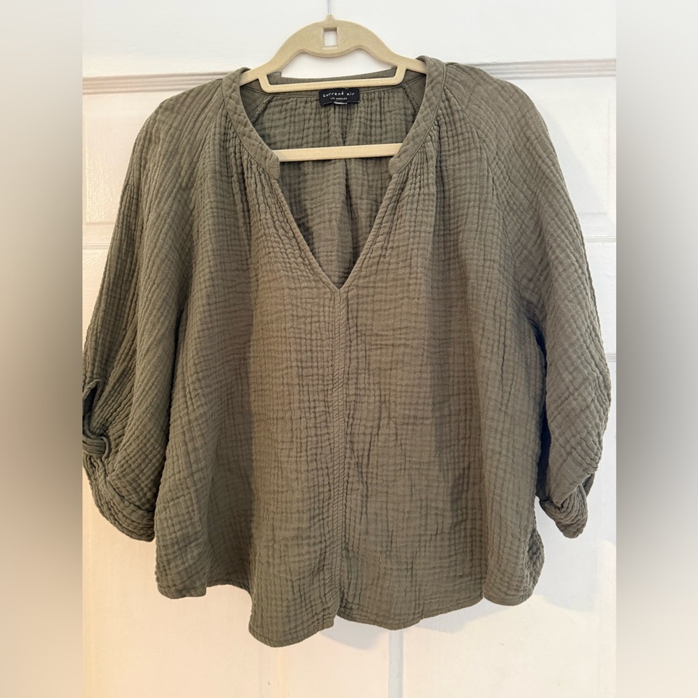 Current Air Cotton Gauze V-Neck Blouse